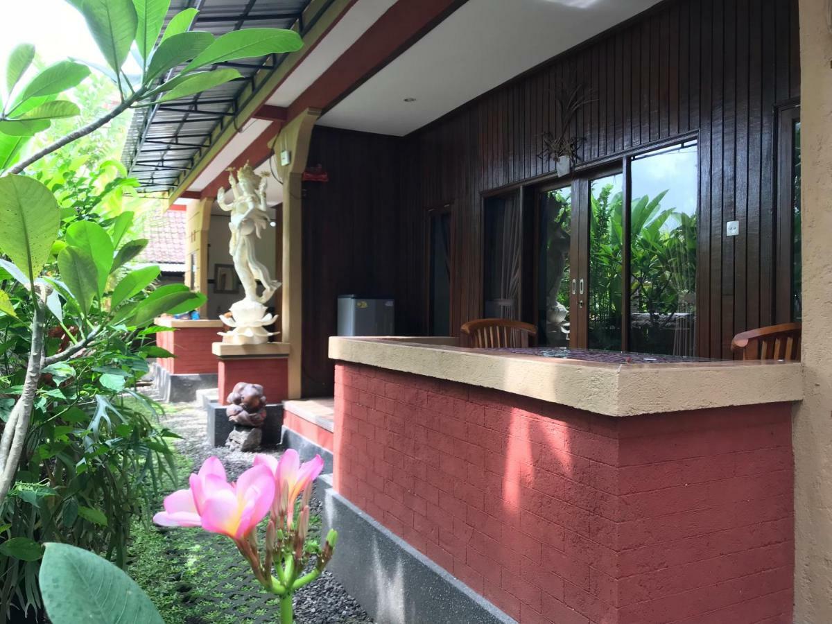Canang Sari House Ubud Exterior foto